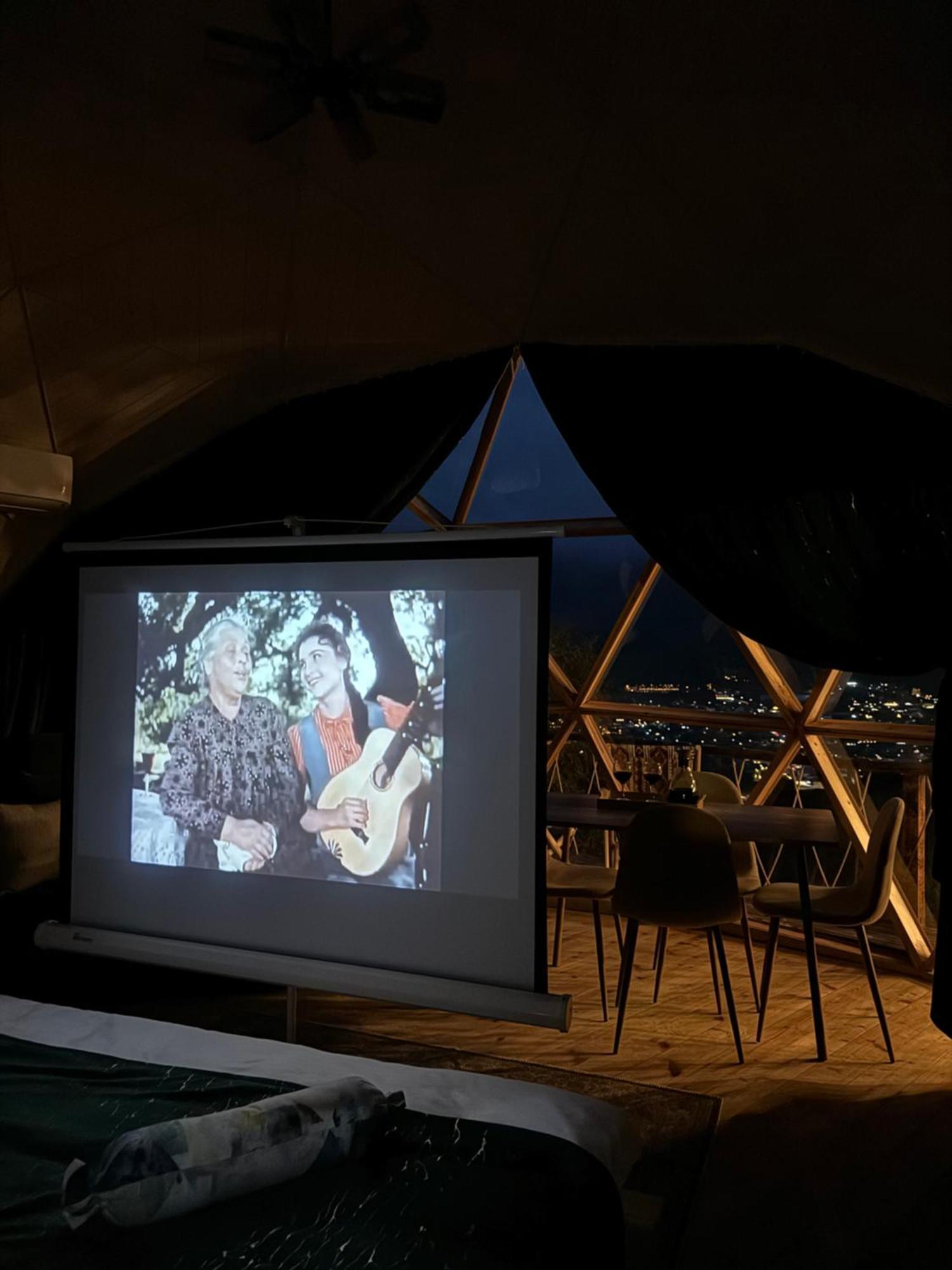 Glamping Emerald Stepancminda Zewnętrze zdjęcie