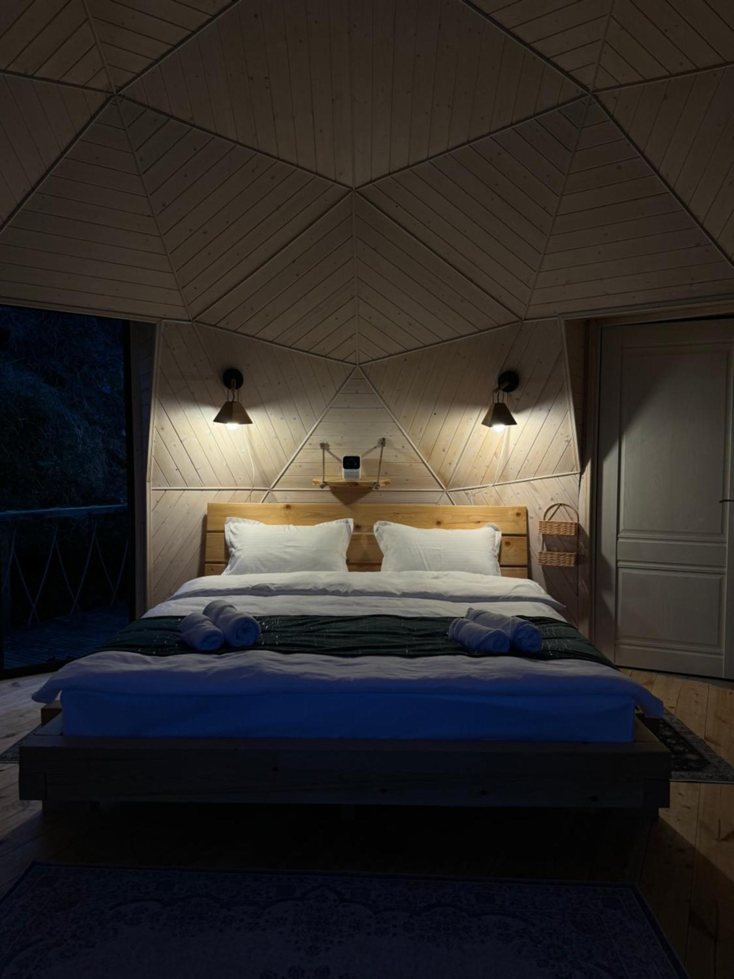 Glamping Emerald Stepancminda Zewnętrze zdjęcie