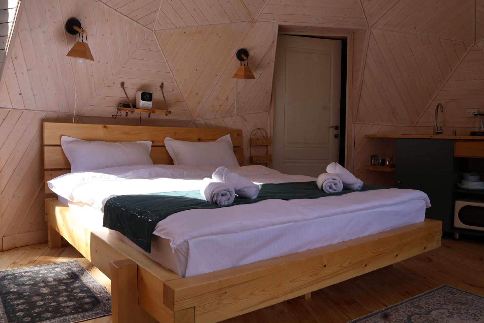 Glamping Emerald Stepancminda Zewnętrze zdjęcie